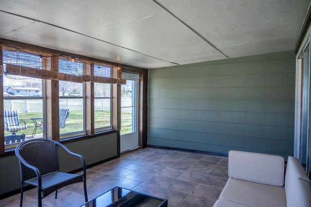 926 Elm Street, Mauston, WI 53948