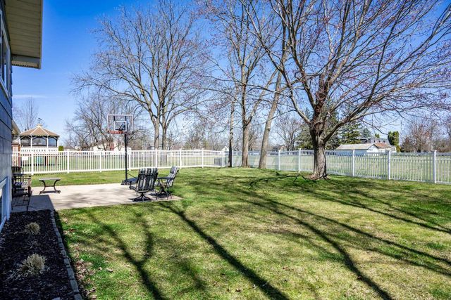 926 Elm Street, Mauston, WI 53948