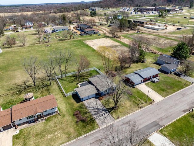 926 Elm Street, Mauston, WI 53948