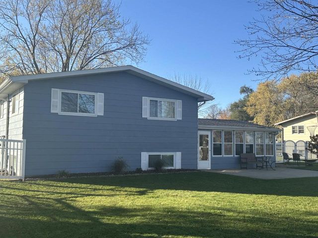 926 Elm Street, Mauston, WI 53948