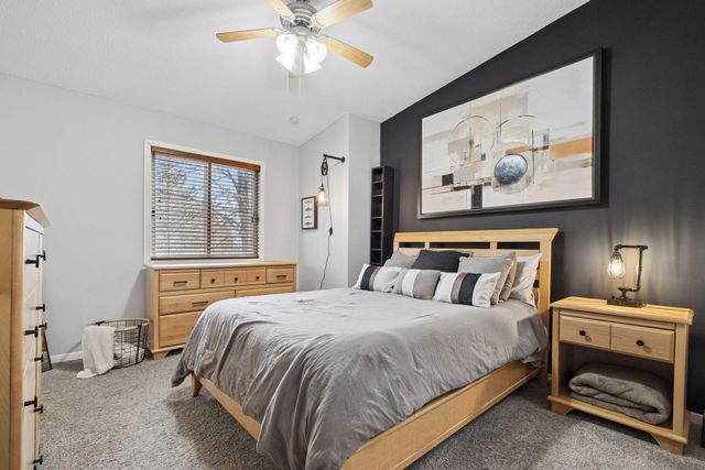 2543 Wimbledon Place, Woodbury, MN 55125