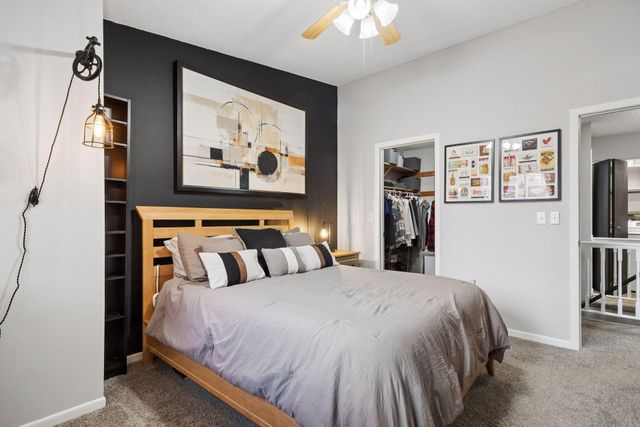 2543 Wimbledon Place, Woodbury, MN 55125