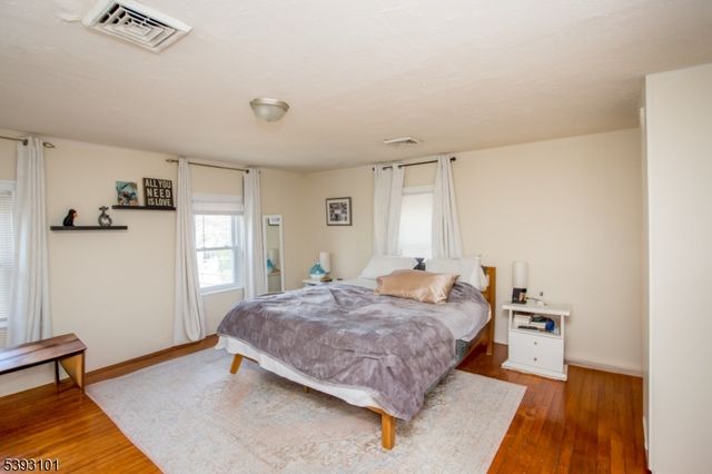 41 Church St, Lambertville City, NJ 08530