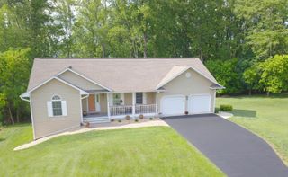 80 Farmers CIR, Moneta, VA 24121