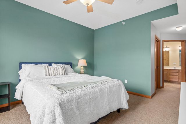 2565 Franklin Avenue 307, Saint Paul, MN 55114