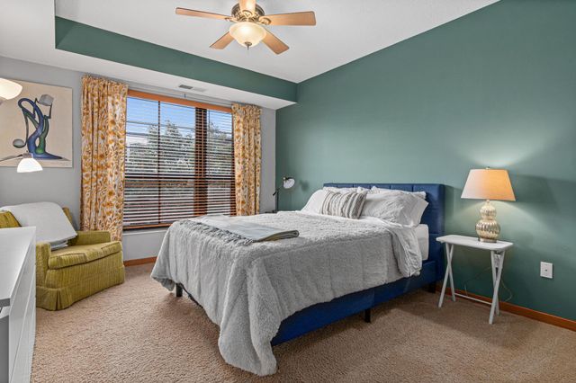 2565 Franklin Avenue 307, Saint Paul, MN 55114