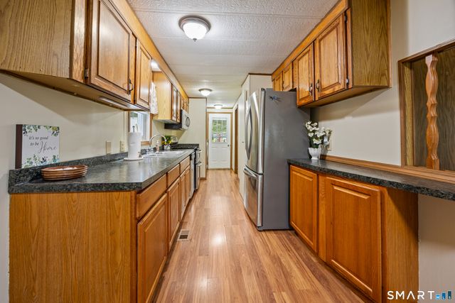 8 Redstone Street, Southington, CT 06489