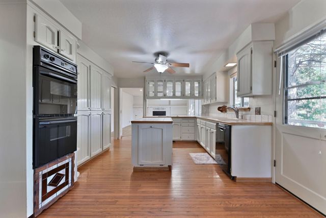 2637 Ruth Ln, Arnold, CA 95223