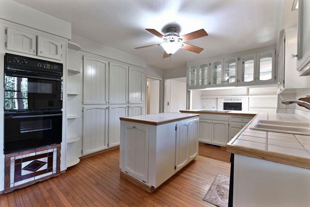 2637 Ruth Ln, Arnold, CA 95223