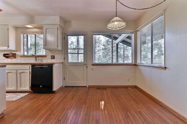 2637 Ruth Ln, Arnold, CA 95223