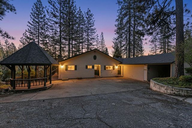 2637 Ruth Ln, Arnold, CA 95223