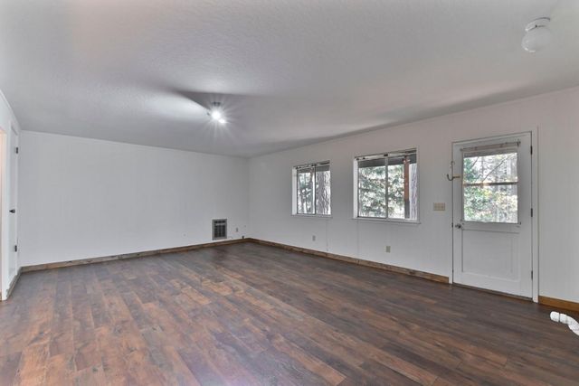 2637 Ruth Ln, Arnold, CA 95223