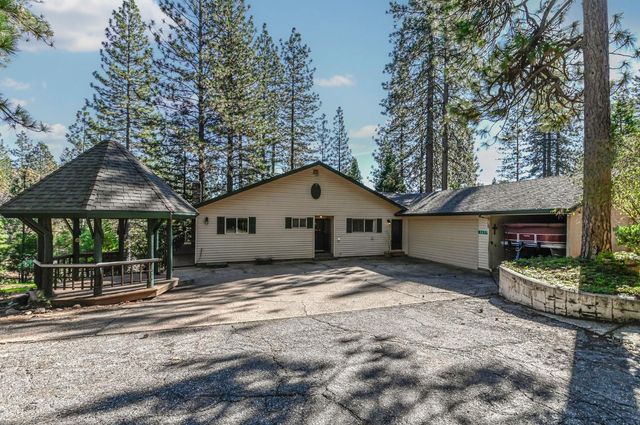 2637 Ruth Ln, Arnold, CA 95223