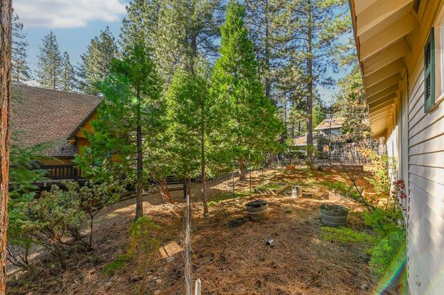 2637 Ruth Ln, Arnold, CA 95223