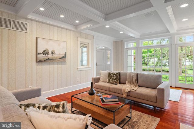 6 CHASE RD, Annapolis, MD 21409