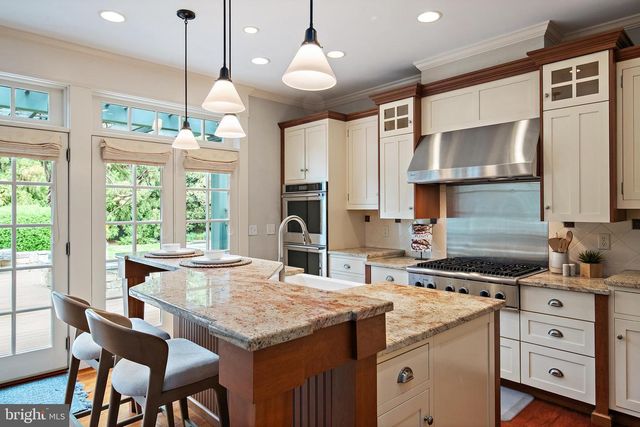 6 CHASE RD, Annapolis, MD 21409