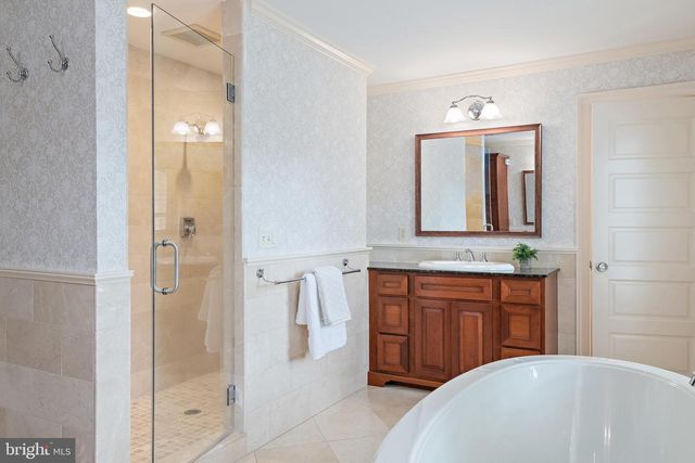 6 CHASE RD, Annapolis, MD 21409