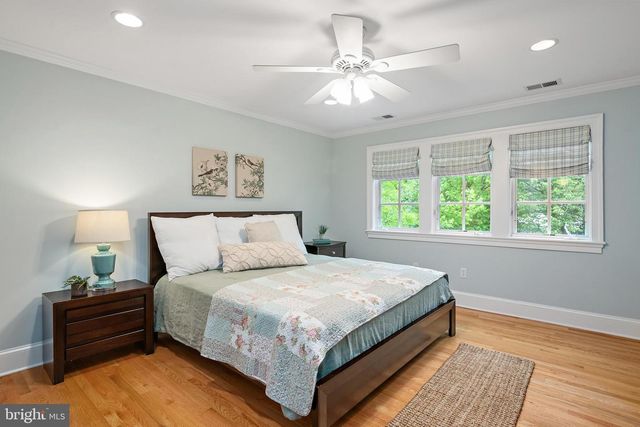 6 CHASE RD, Annapolis, MD 21409