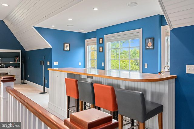 6 CHASE RD, Annapolis, MD 21409