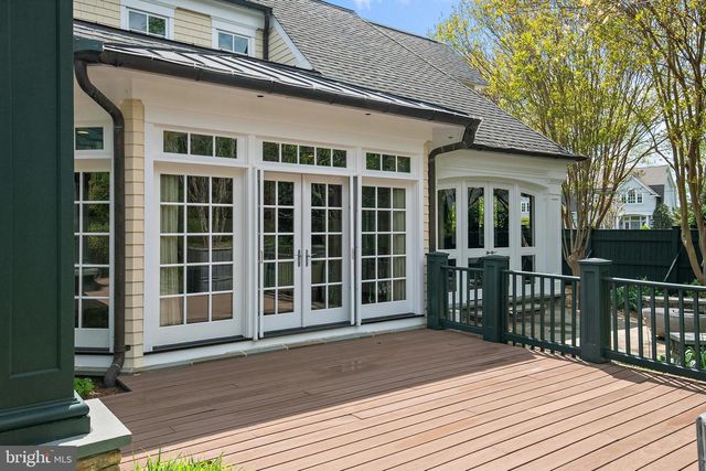 6 CHASE RD, Annapolis, MD 21409