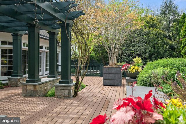6 CHASE RD, Annapolis, MD 21409