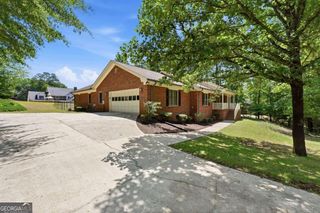 379 Clyde Court, Mcdonough, GA 30252