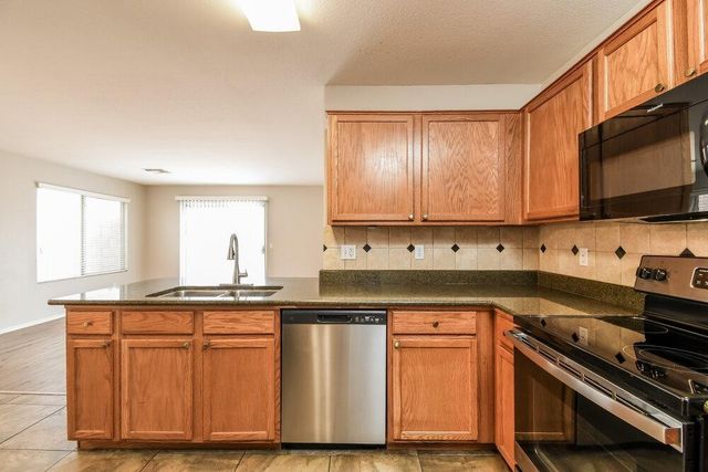 8706 E Capri Avenue, Mesa, AZ 85208