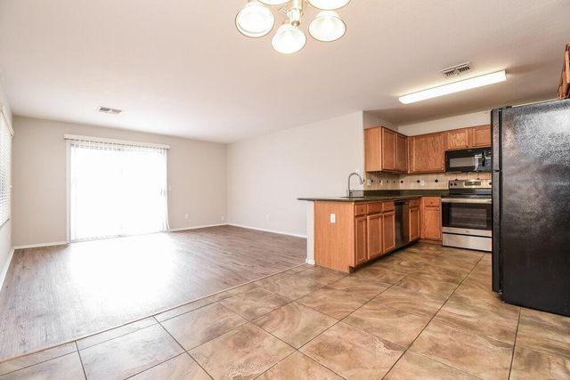 8706 E Capri Avenue, Mesa, AZ 85208