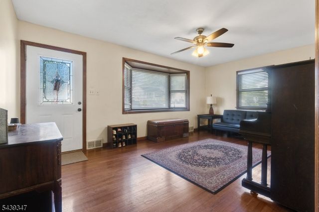 150 Barbara Dr, North Plainfield Boro, NJ 07062