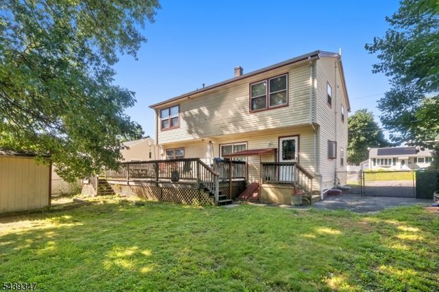 150 Barbara Dr, North Plainfield Boro, NJ 07062