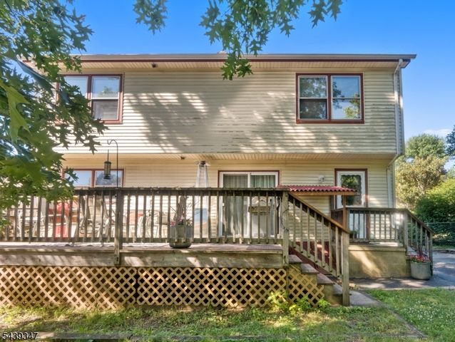 150 Barbara Dr, North Plainfield Boro, NJ 07062