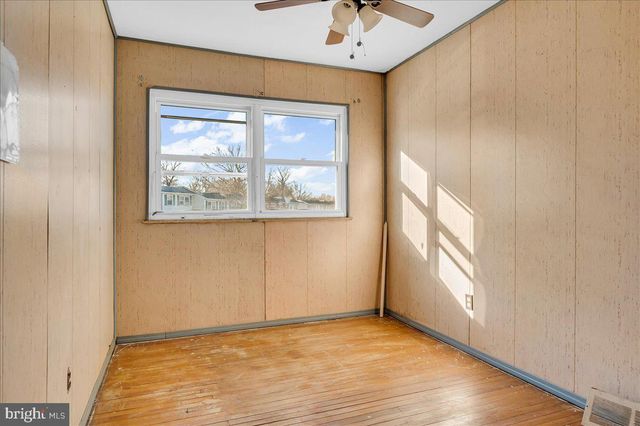 55 OAKMONT DR, New Castle, DE 19720