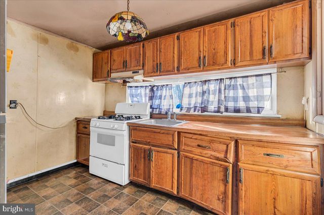 55 OAKMONT DR, New Castle, DE 19720