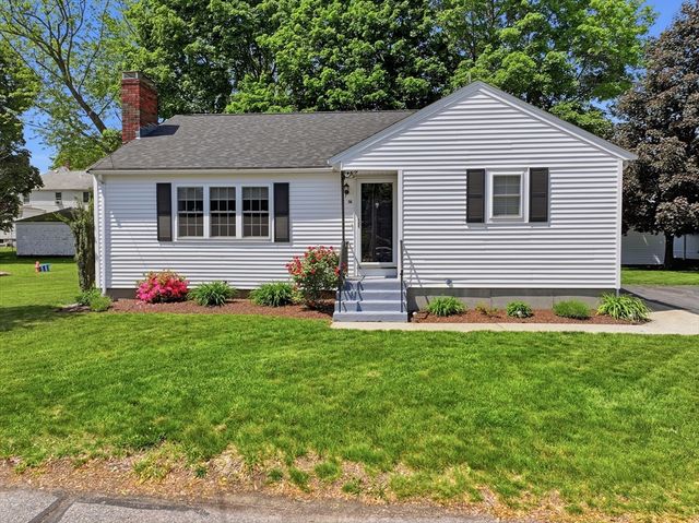 16 Hamilton Ave, Milford, MA 01757