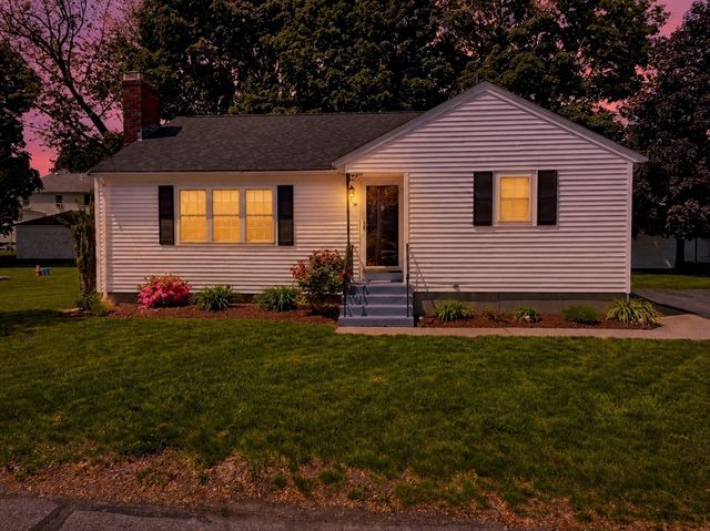 16 Hamilton Ave, Milford, MA 01757