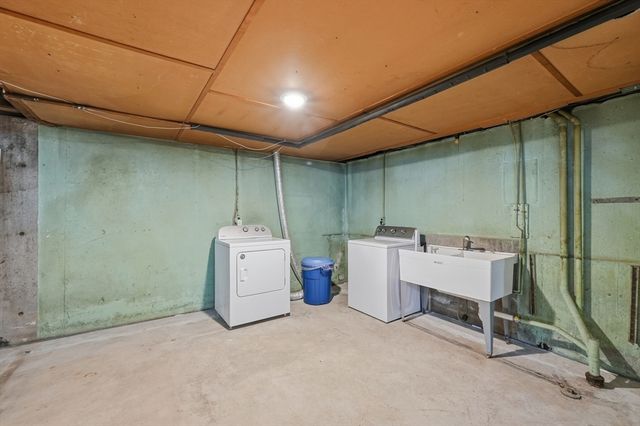 16 Hamilton Ave, Milford, MA 01757