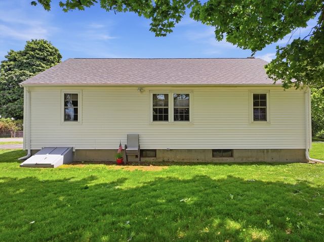 16 Hamilton Ave, Milford, MA 01757