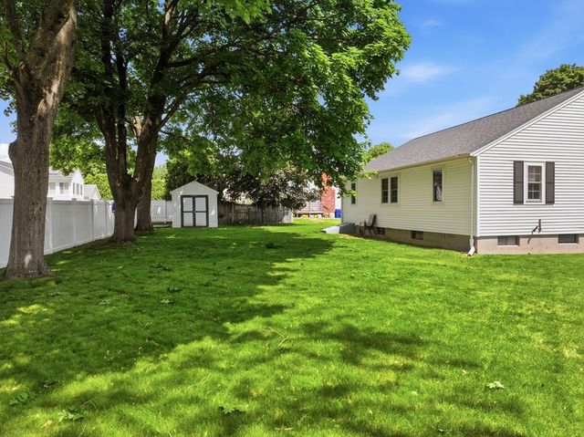 16 Hamilton Ave, Milford, MA 01757