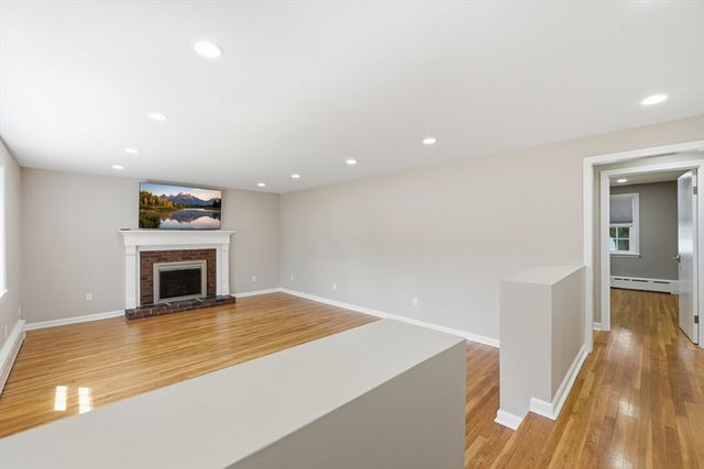 16 Hamilton Ave, Milford, MA 01757