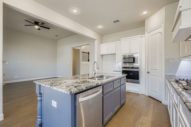 932 Hunters Creek Drive, Rockwall, TX 75087