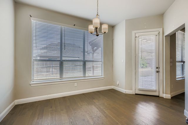 932 Hunters Creek Drive, Rockwall, TX 75087