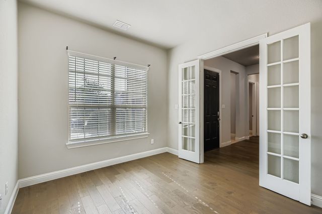 932 Hunters Creek Drive, Rockwall, TX 75087