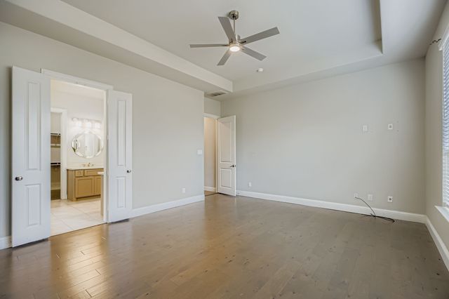 932 Hunters Creek Drive, Rockwall, TX 75087