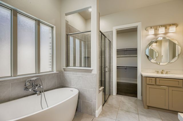 932 Hunters Creek Drive, Rockwall, TX 75087