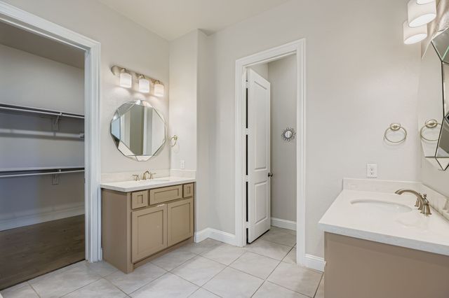 932 Hunters Creek Drive, Rockwall, TX 75087