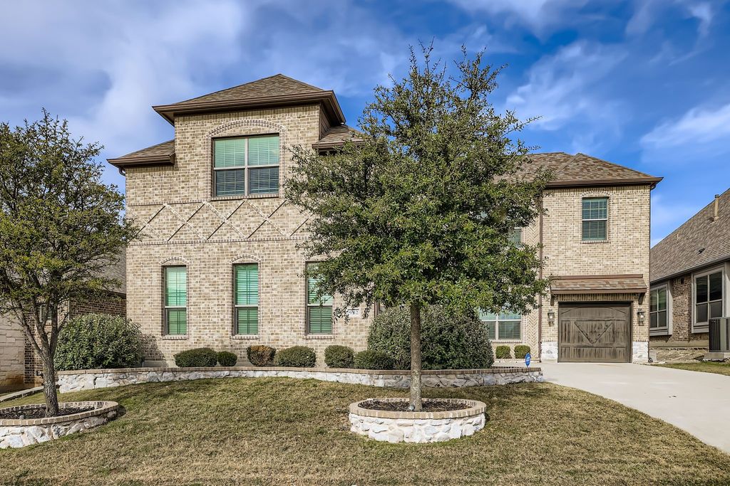 932 Hunters Creek Drive, Rockwall, TX 75087