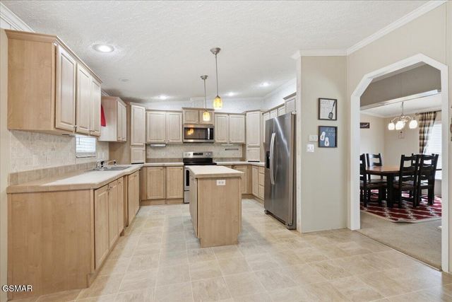 1405 River Road, New Market, TN 37820