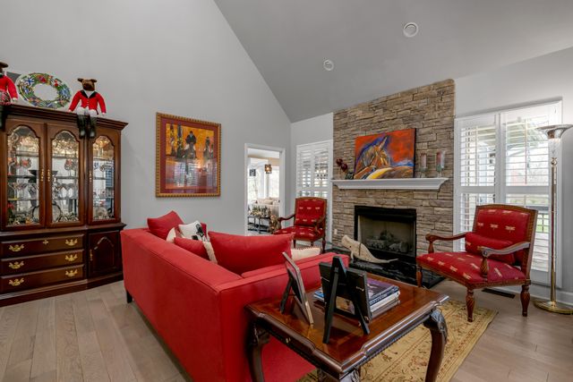 1370 Estates Hill Circle, Lexington, KY 40511