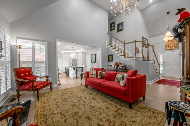 1370 Estates Hill Circle, Lexington, KY 40511