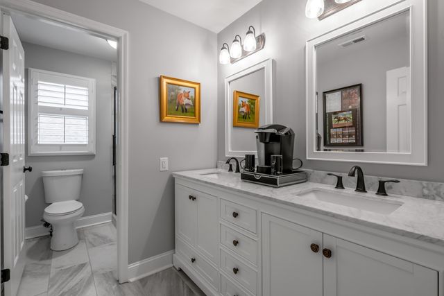 1370 Estates Hill Circle, Lexington, KY 40511